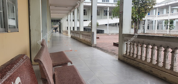 Bệnh Viện Y Học Cổ Truyền - Hà Hoàng, Thạch Trung