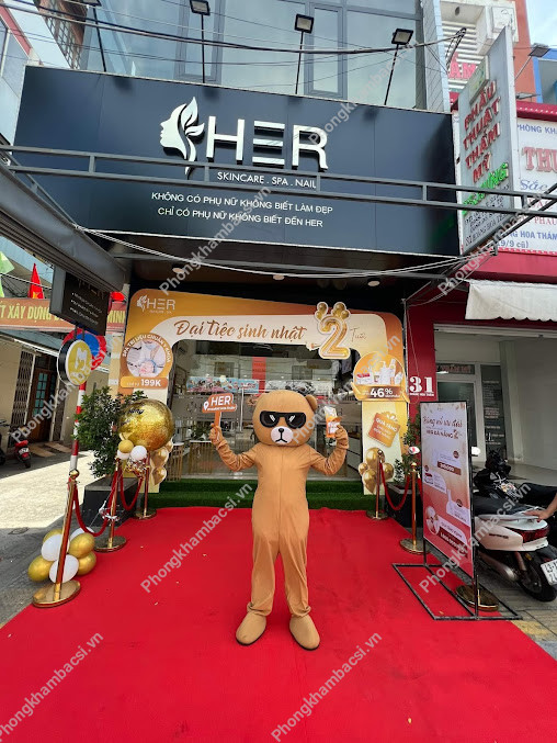 Spa & Skincare   HER