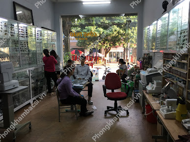 Phòng Khám Mắt Công Thảo