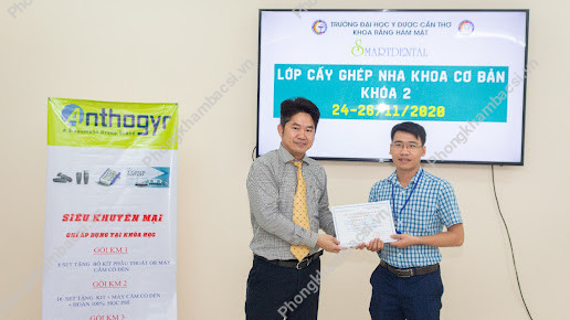 Nha Khoa Dr PHƯƠNG - BS Lê Hoàng Phương