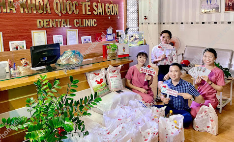 Phòng khám Nha khoa Quốc tế Sài Gòn - 143 Phạm Văn Đồng, TT. Sông Vệ