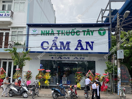 Nhà Thuốc Cẩm Ân