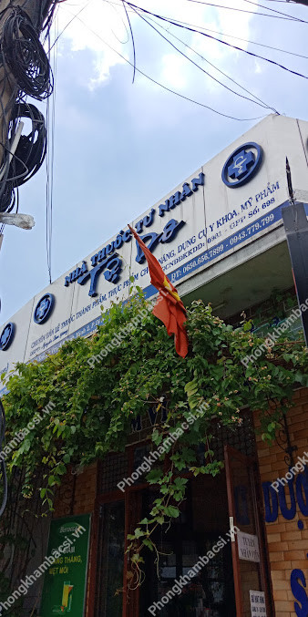 Nhà Thuốc Tự Do