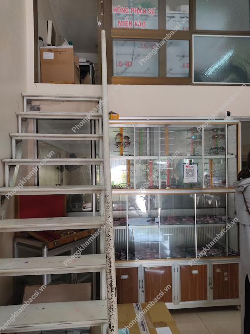 Phòng Khám Mắt - BS Dược