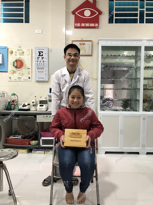 Phòng Khám Mắt Hoàng Linh