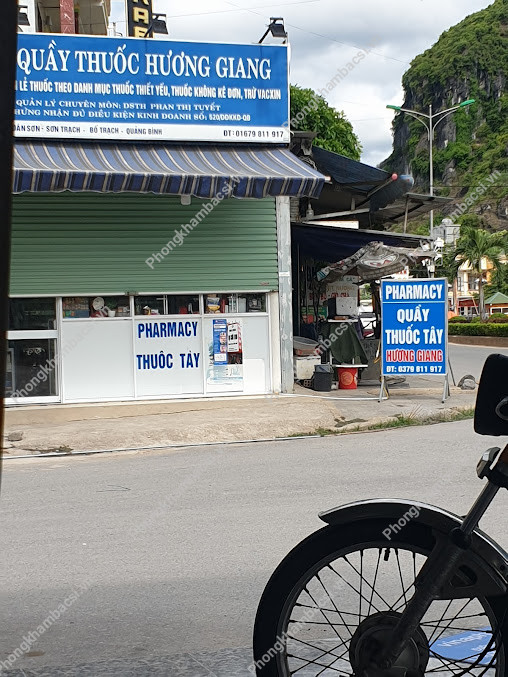 Quầy Thuốc Tây Hương Giang