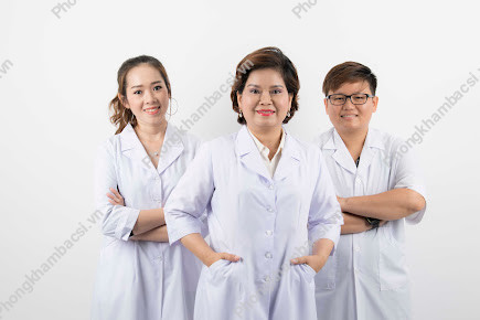 Thẩm Mỹ Hồng Đào
