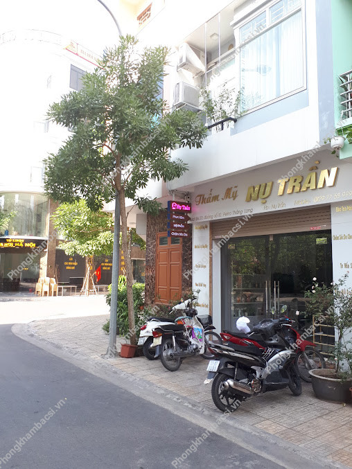 Thẩm Mỹ Nụ Trần