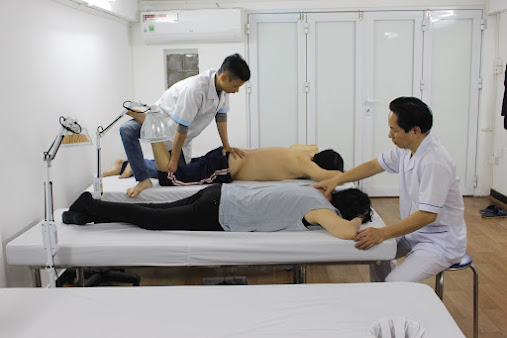 Phòng Chẩn Trị Y Học Cổ Truyền - Hiệu Thuốc Cứu Thế