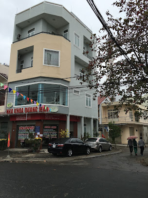 Nha Khoa Quang Hải