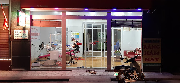 Phòng khám Răng Hàm Mặt - BS Sáu